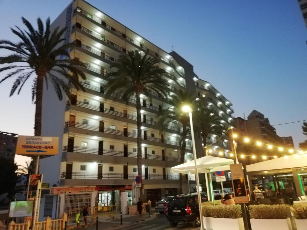 Bermudas-Turis Apartamentos ベニドルム エクステリア 写真